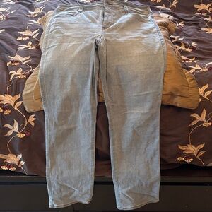 NYDJ Women's Straight Leg Jeans in Light Gray